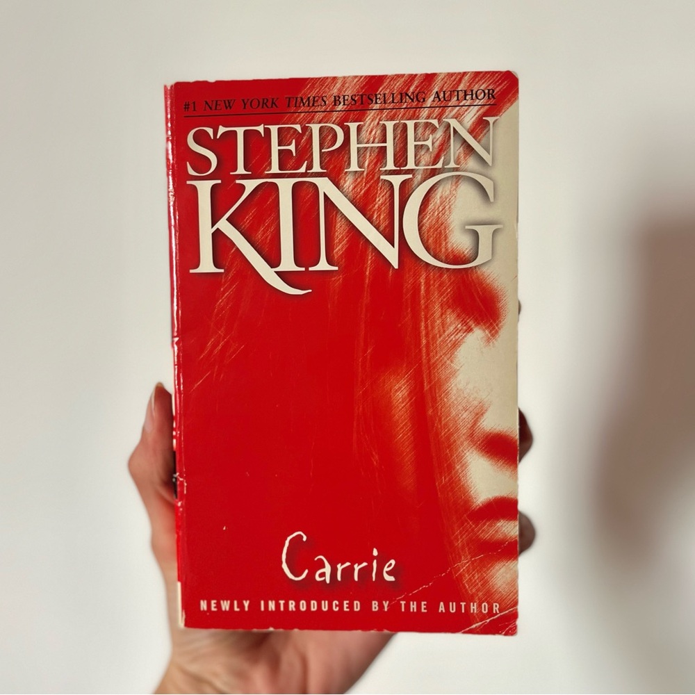 2/$15 carrie by stephen king - Picture 1 of 1